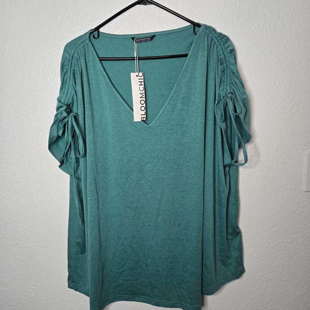 Blue/Green Ruched Strappy Shoulder Top Size 18/20